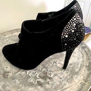 Aldo Ceravia-98 Booties size 8